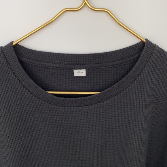 LUNA Crew Neck Long Sleeve Tee - Picture 2 of 5